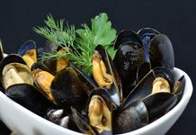 Zuppa di cozze napoletana: bontà servita durante la Settimana Santa zuppa di cozze