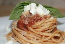 Primi napoletani: maccheroni alla re Ferdinando II maccheroni alla ferdinando II