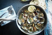 Sautè di vongole alla napoletana sautè di vongole