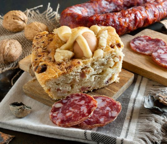 Il casatiello: ecco la ricetta tradizionale napoletana casatiello-foto