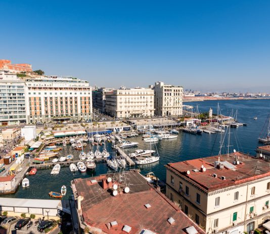 Storia della canzone napoletana Santa Lucia borgo-marinari