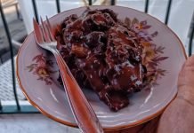 Melanzane al cioccolato: info e curiosità sulla famosa ricetta campana melanzane al cioccolato