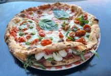 “Conte sono 4”: la nuova pizza celebrativa di Errico Porzio Conte sono 4 pizza napoli campione d'italia